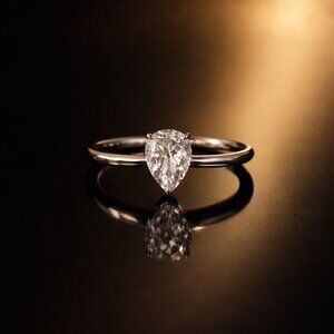 1 Carat Moissanite Engagement Ring